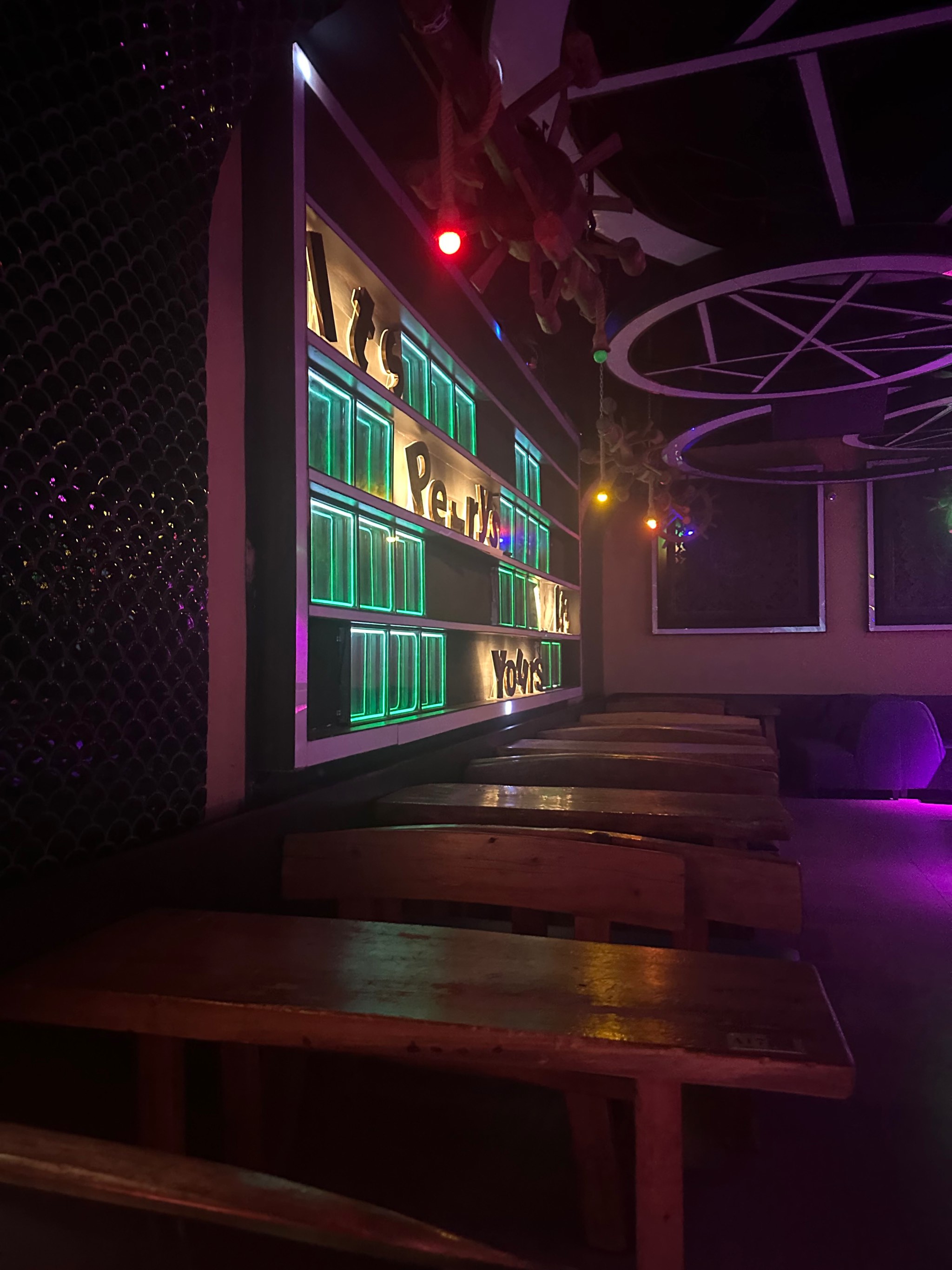 天津商务ktv，尽显绅士风范-南开区ktv预定